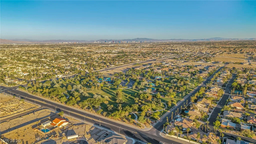 4702 Blue Mesa, Las Vegas, NV 89129
