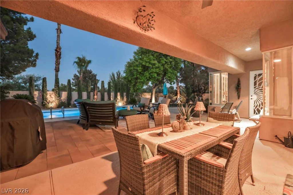 4702 Blue Mesa, Las Vegas, NV 89129