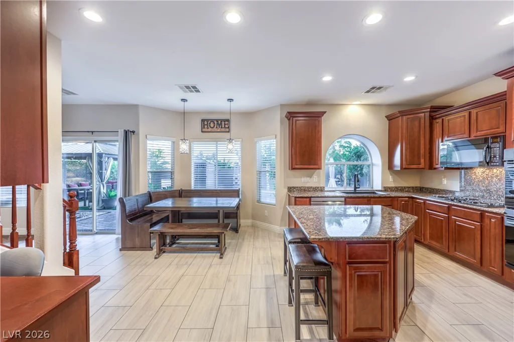 8148 Waltons Mill, Las Vegas, NV 89131