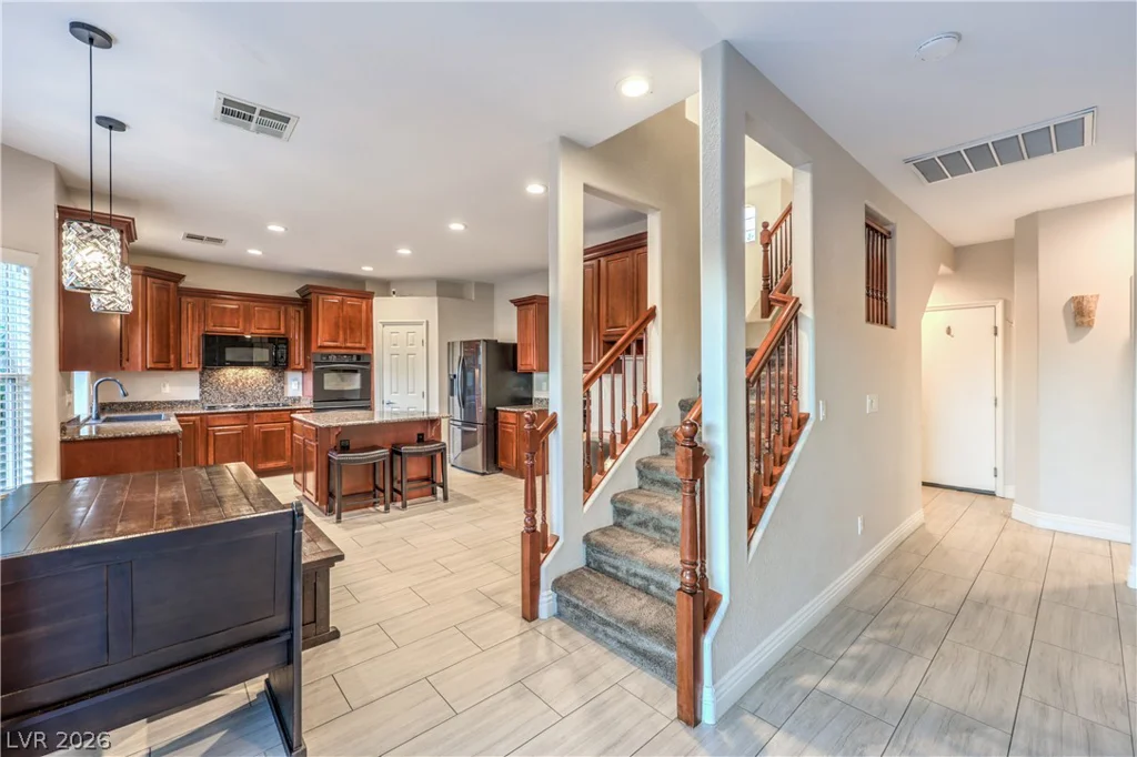 8148 Waltons Mill, Las Vegas, NV 89131