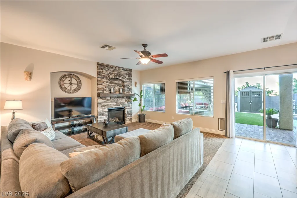 8148 Waltons Mill, Las Vegas, NV 89131