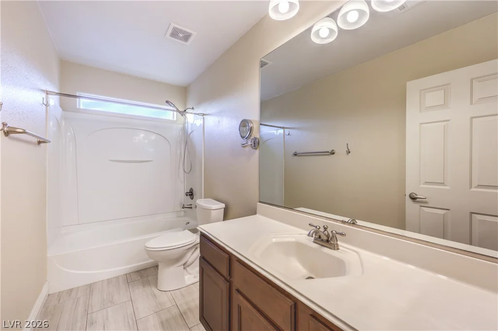 8148 Waltons Mill, Las Vegas, NV 89131