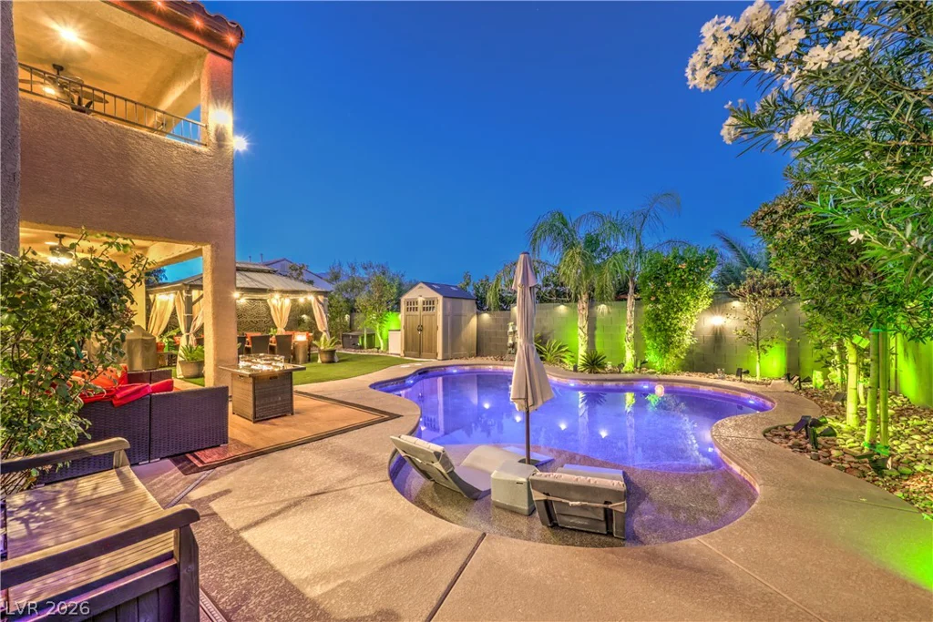 8148 Waltons Mill, Las Vegas, NV 89131