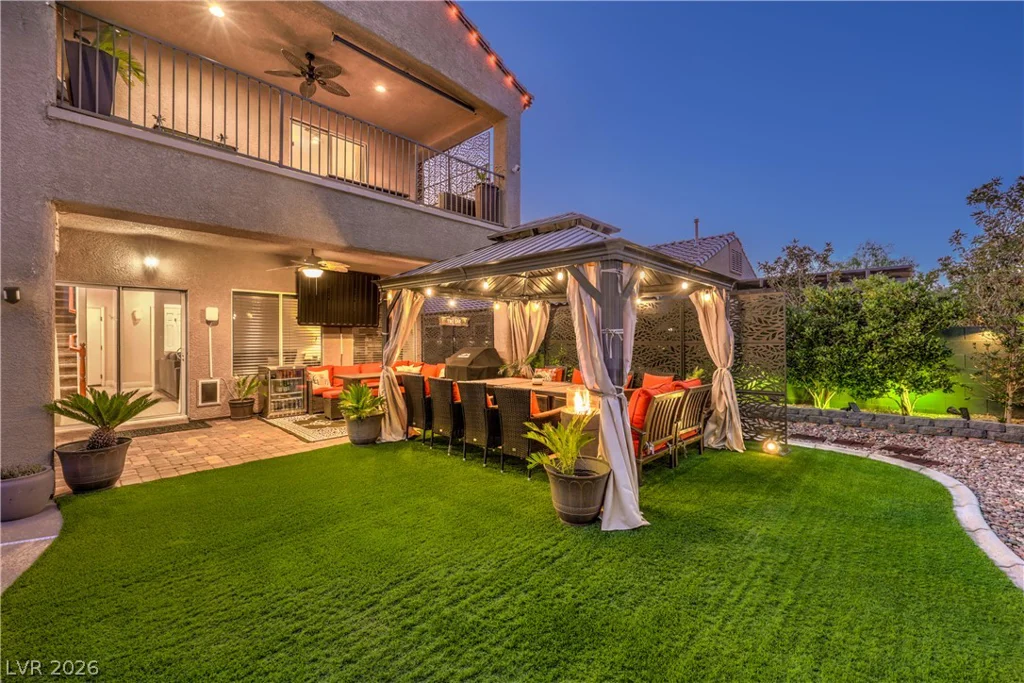 8148 Waltons Mill, Las Vegas, NV 89131