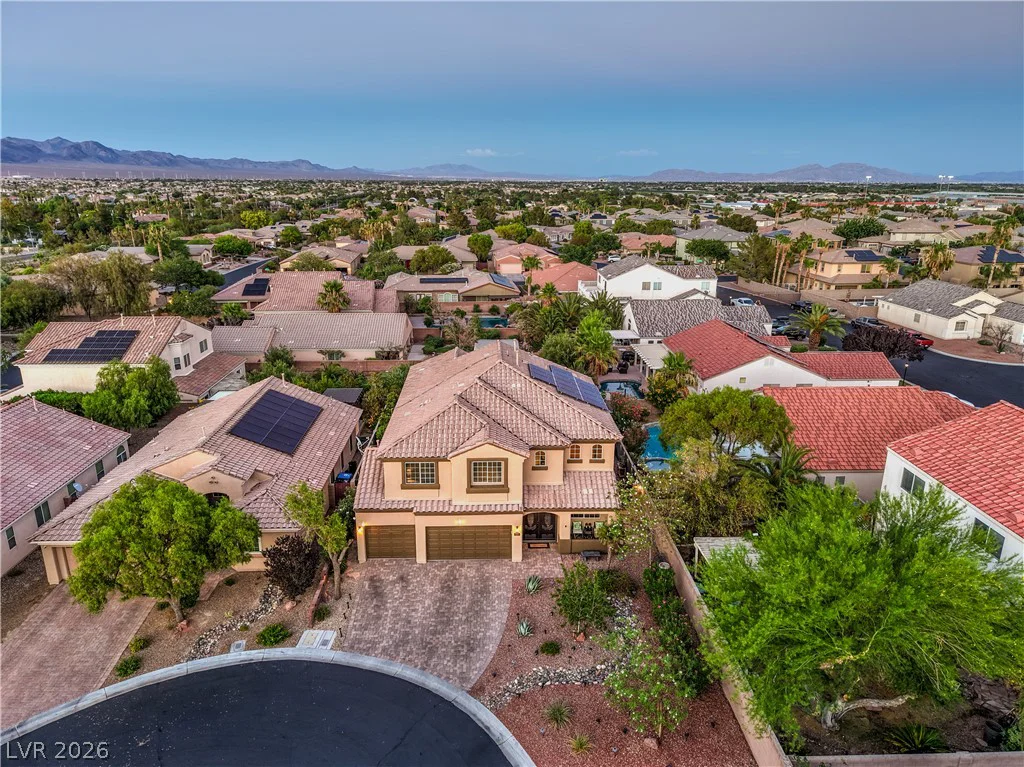 8148 Waltons Mill, Las Vegas, NV 89131