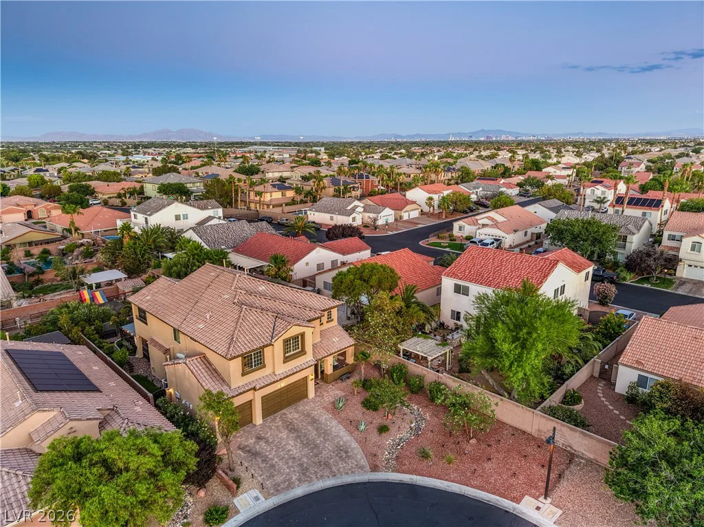 8148 Waltons Mill, Las Vegas, NV 89131