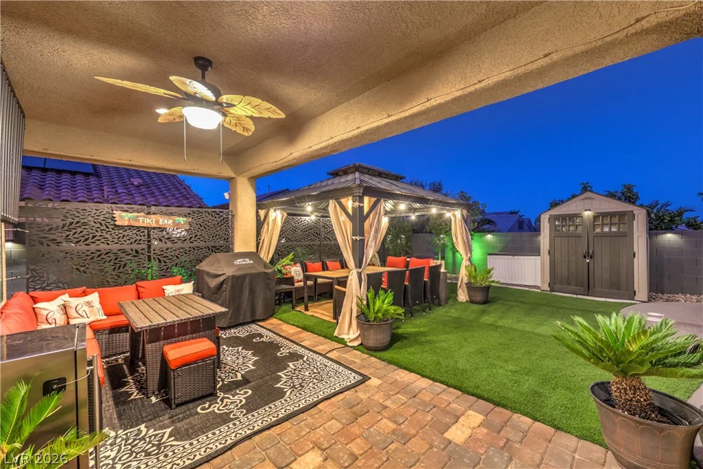 8148 Waltons Mill, Las Vegas, NV 89131