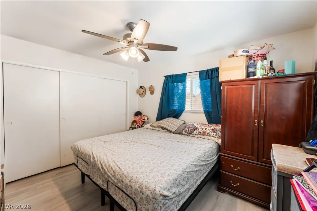 5104 Churchill, Las Vegas, NV 89107