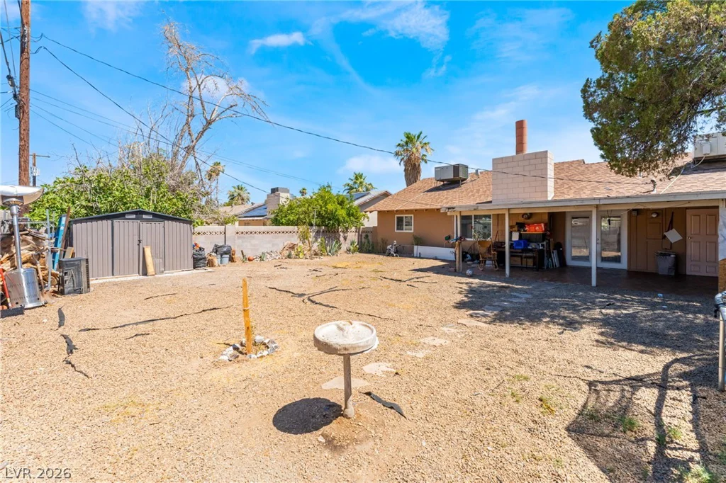5104 Churchill, Las Vegas, NV 89107
