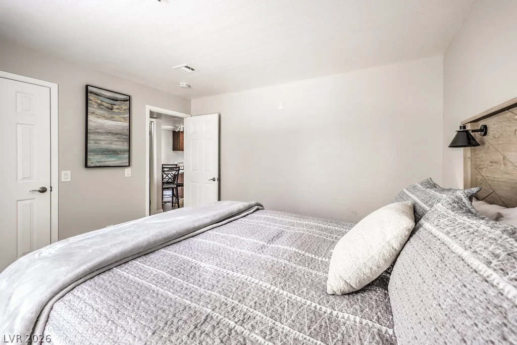 4381 Flamingo, Las Vegas, NV 89103