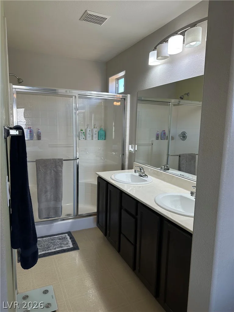 5421 Nickel Creek, Las Vegas, NV 89122