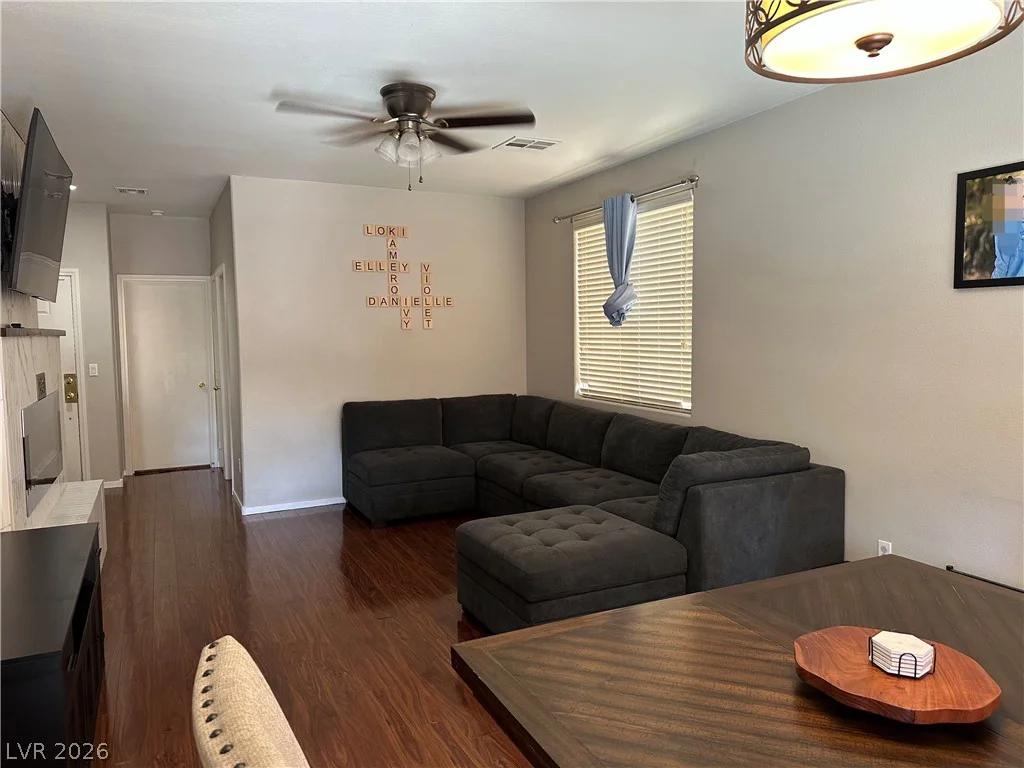 5421 Nickel Creek, Las Vegas, NV 89122
