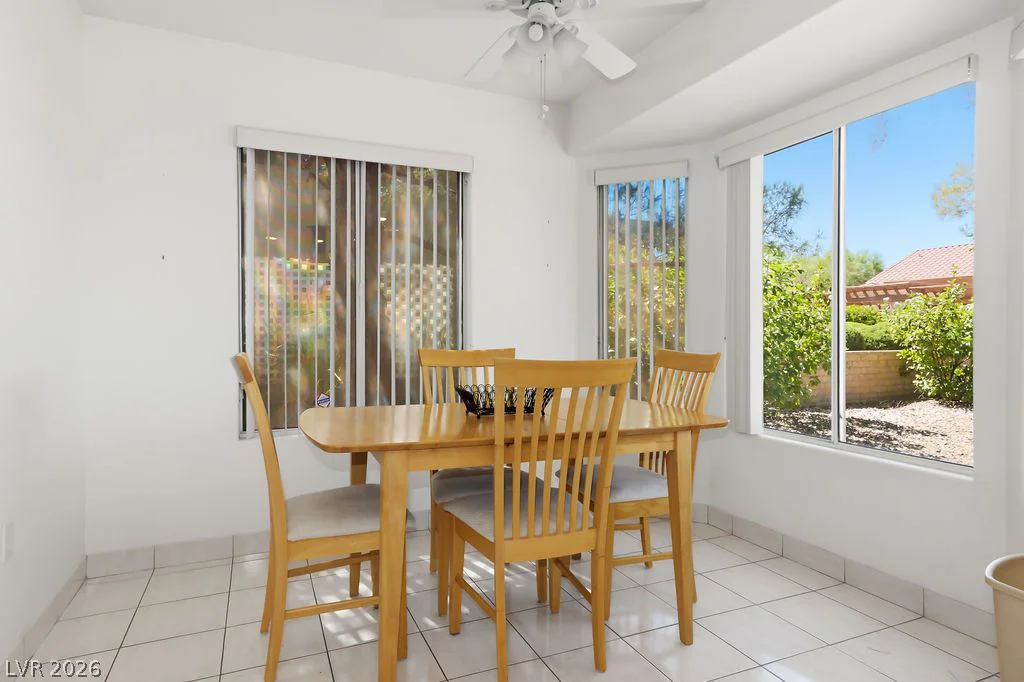9716 Blue Bell, Las Vegas, NV 89134