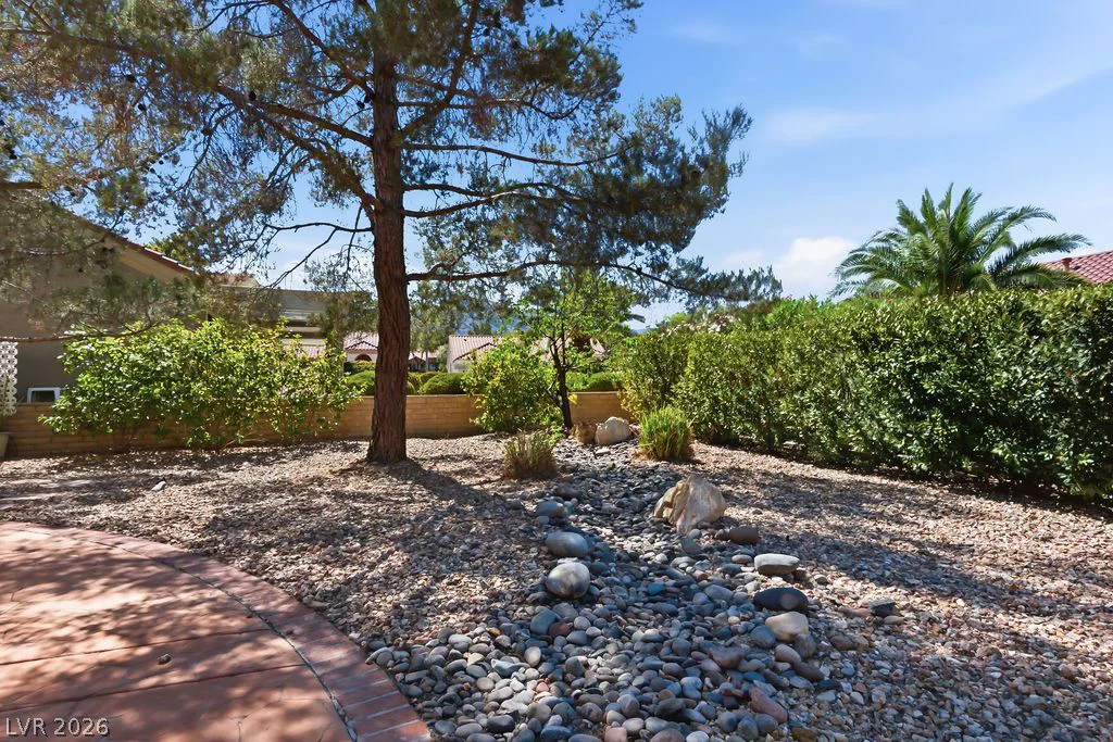 9716 Blue Bell, Las Vegas, NV 89134