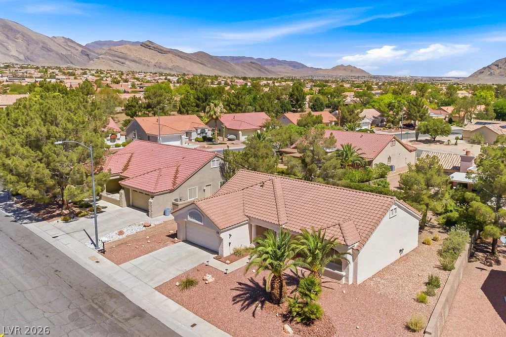 9716 Blue Bell, Las Vegas, NV 89134
