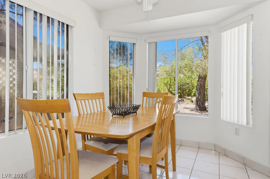 9716 Blue Bell, Las Vegas, NV 89134