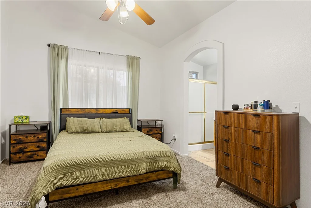 10133 Barrel Ridge, Las Vegas, NV 89183