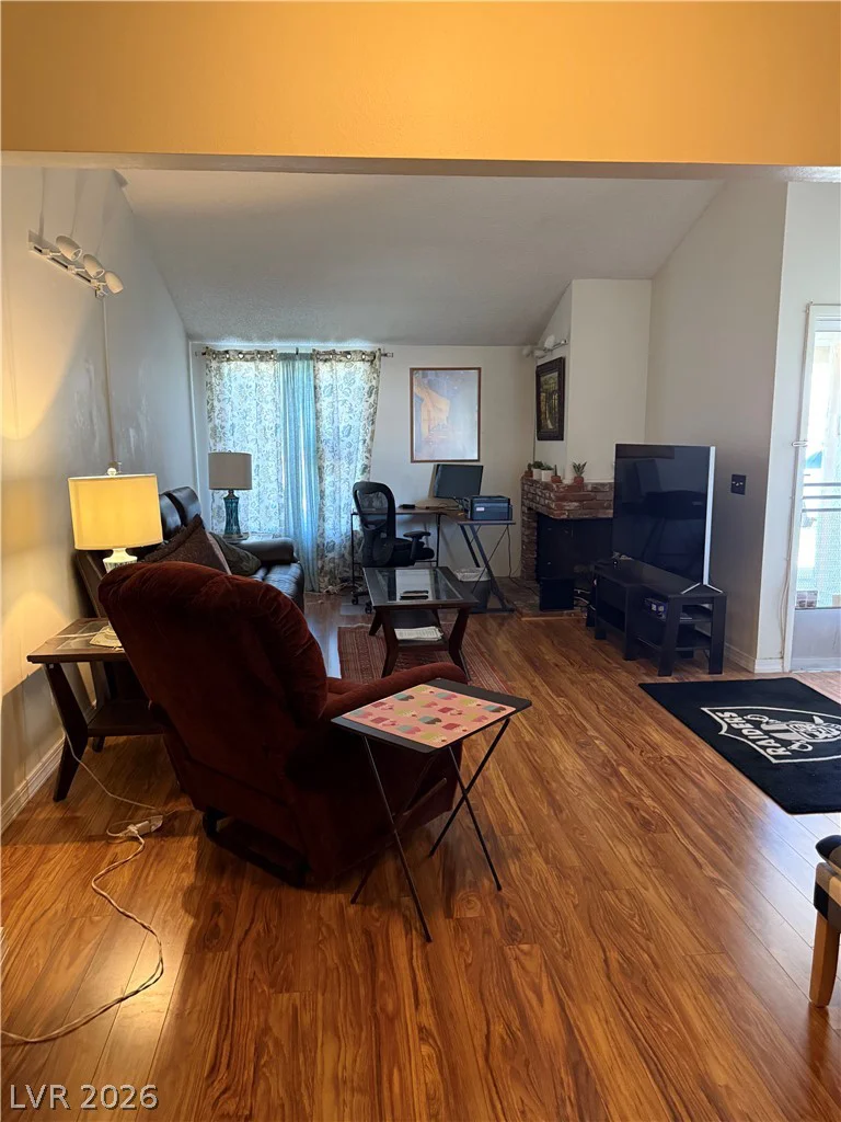 704 Eastview, Las Vegas, NV 89107
