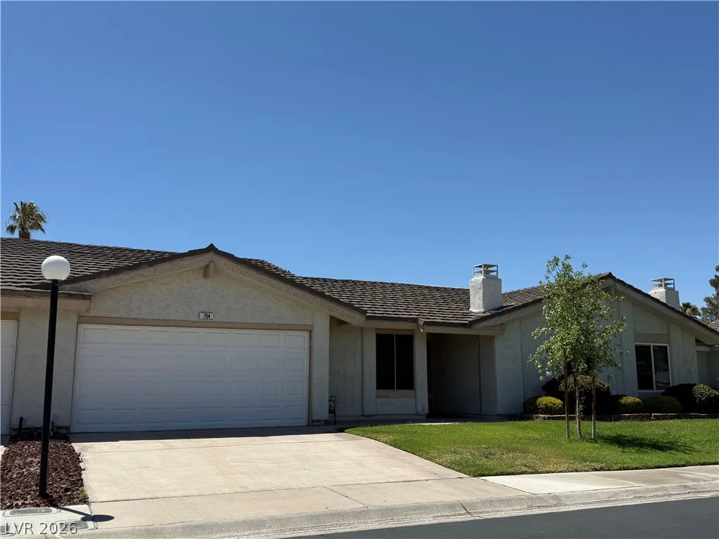 704 Eastview, Las Vegas, NV 89107