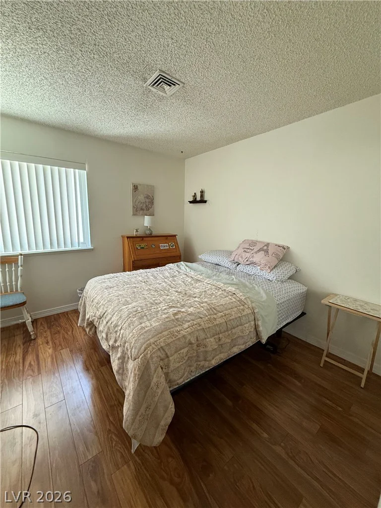 704 Eastview, Las Vegas, NV 89107