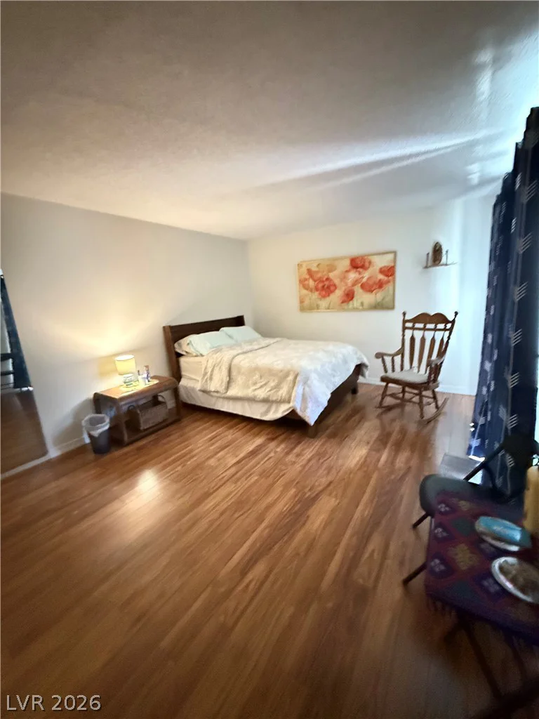 704 Eastview, Las Vegas, NV 89107