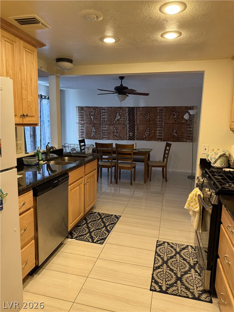 704 Eastview, Las Vegas, NV 89107