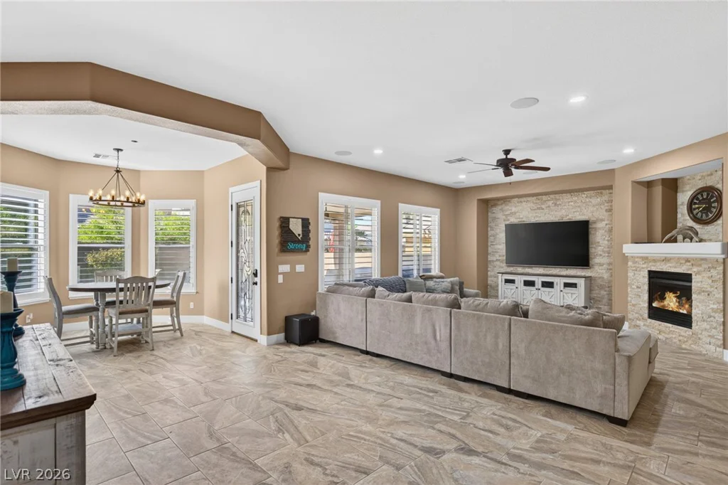 5664 Heather Breeze, Las Vegas, NV 89141