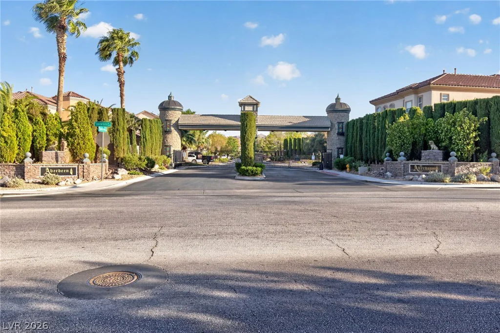 5664 Heather Breeze, Las Vegas, NV 89141