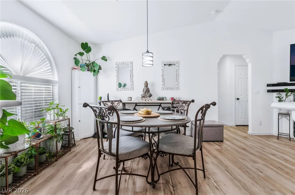 6808 Elm Creek, Las Vegas, NV 89108