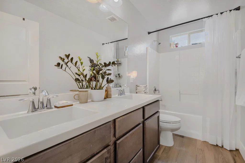 8964 Willow Break, Las Vegas, NV 89148