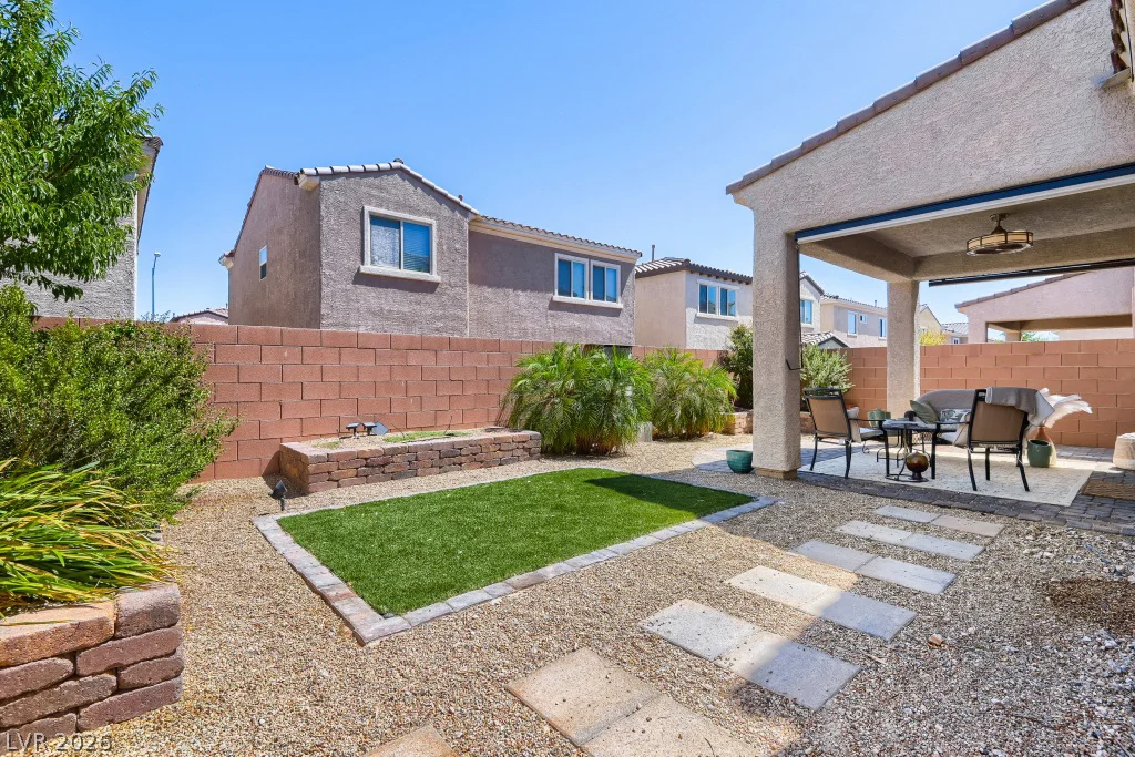 8964 Willow Break, Las Vegas, NV 89148