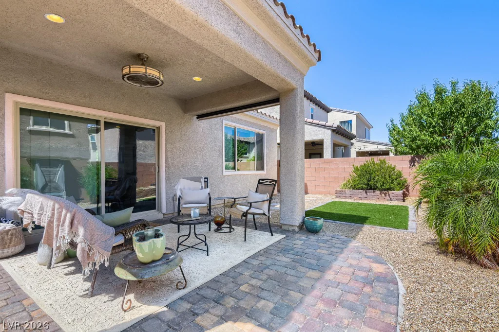 8964 Willow Break, Las Vegas, NV 89148
