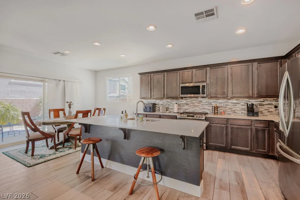 8964 Willow Break, Las Vegas, NV 89148