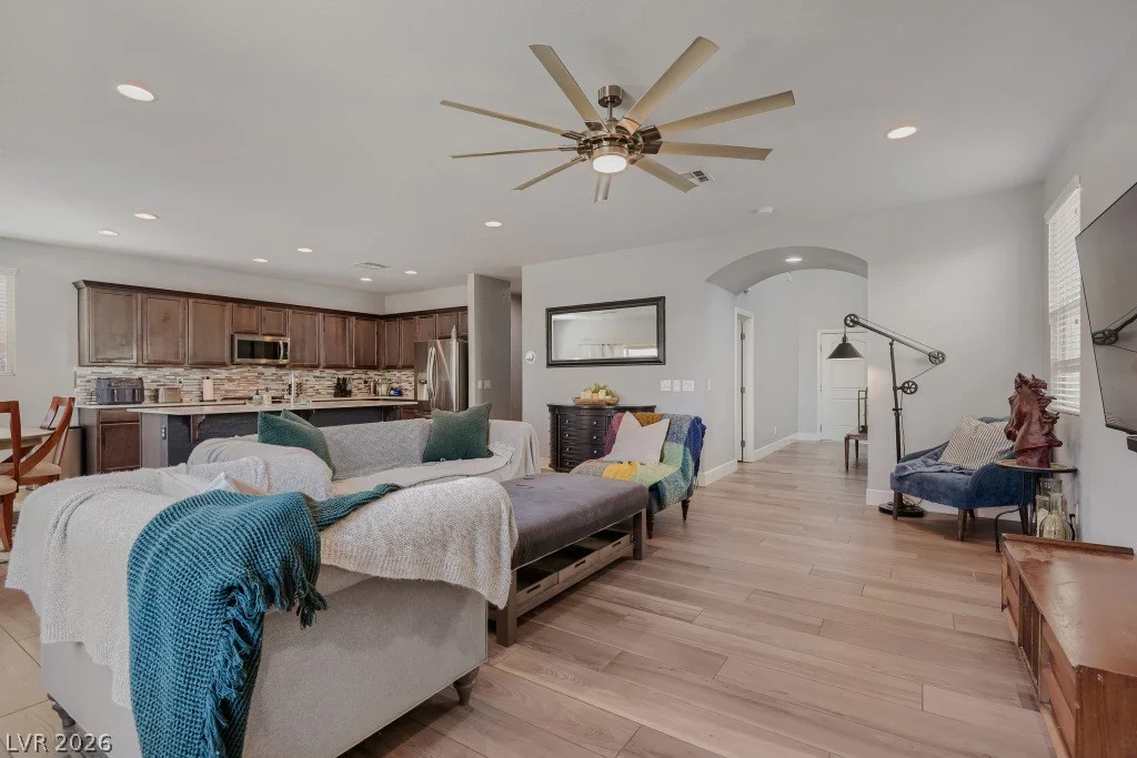 8964 Willow Break, Las Vegas, NV 89148