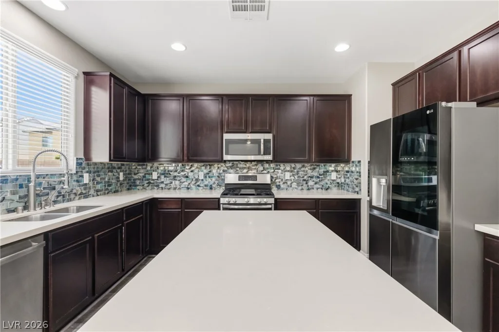 9545 Northvale, Las Vegas, NV 89148