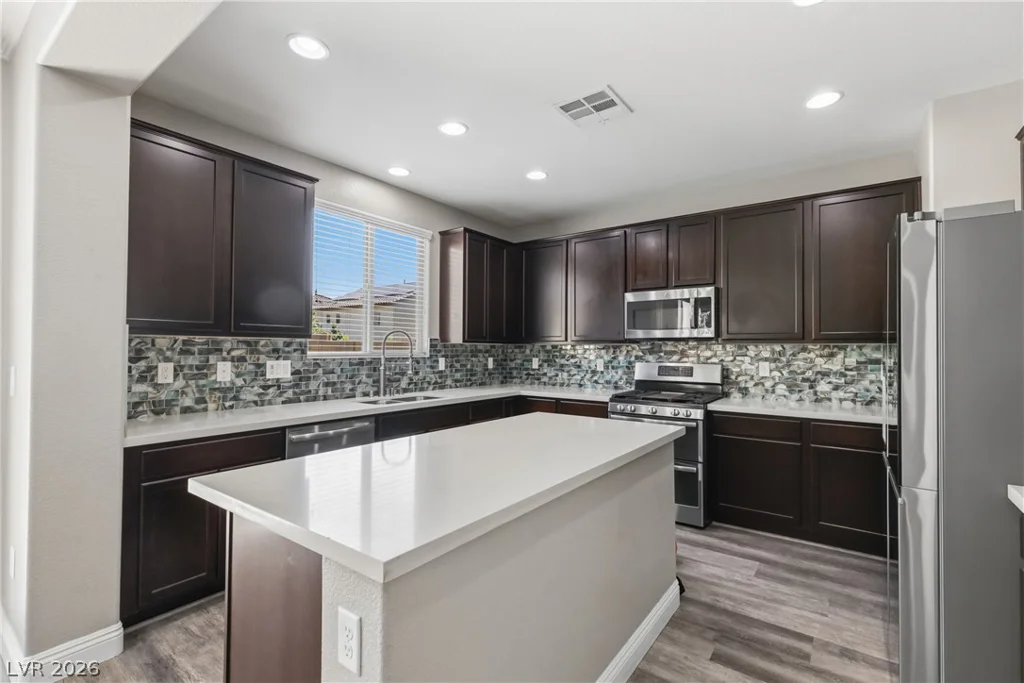 9545 Northvale, Las Vegas, NV 89148