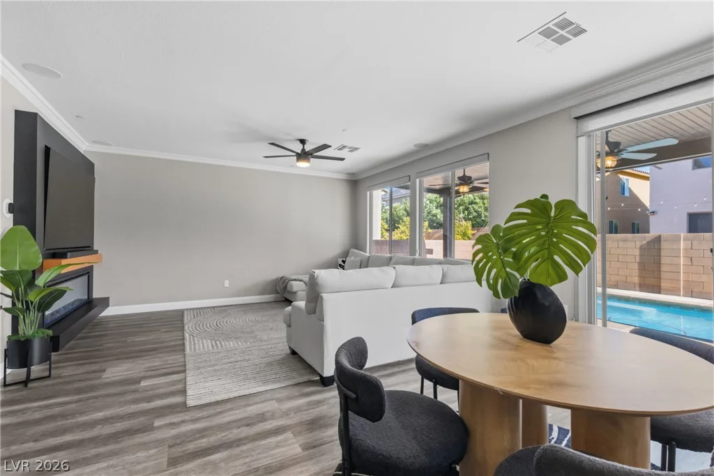 9545 Northvale, Las Vegas, NV 89148