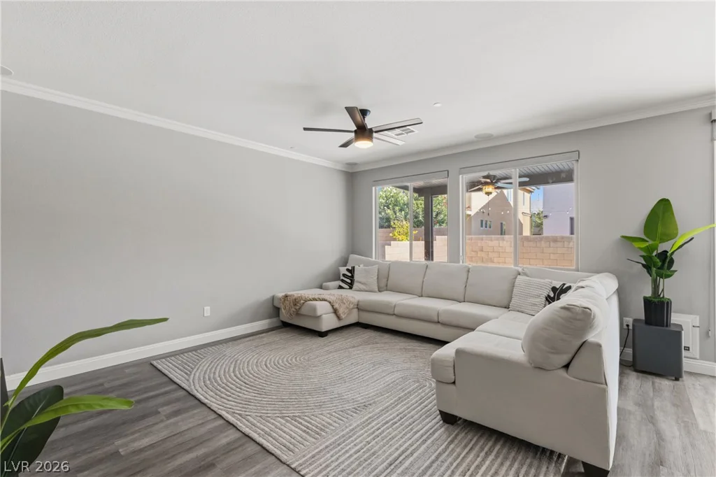 9545 Northvale, Las Vegas, NV 89148