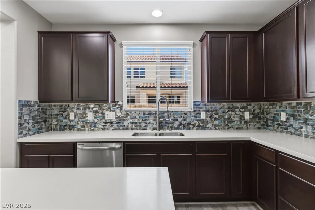 9545 Northvale, Las Vegas, NV 89148