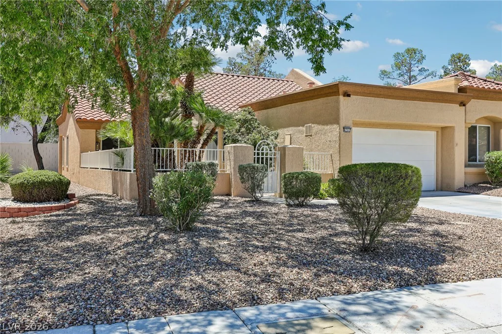 8701 Prairie Hill, Las Vegas, NV 89134