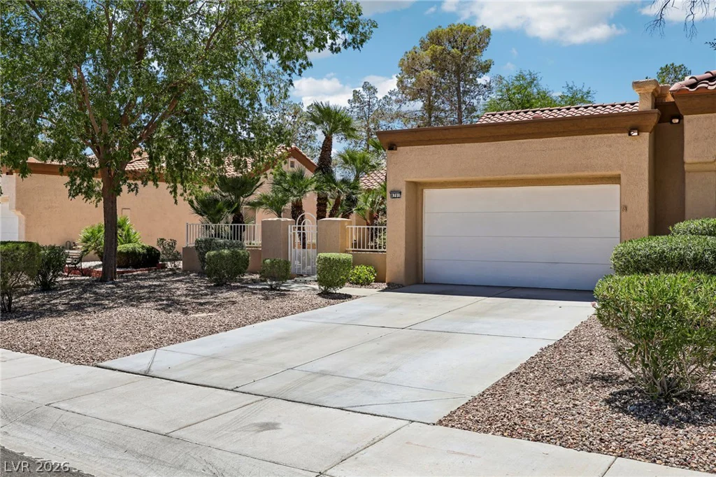 8701 Prairie Hill, Las Vegas, NV 89134