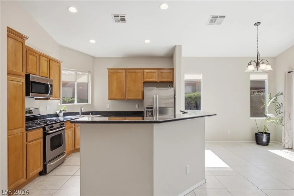 7395 Bedford Pine, Las Vegas, NV 89113