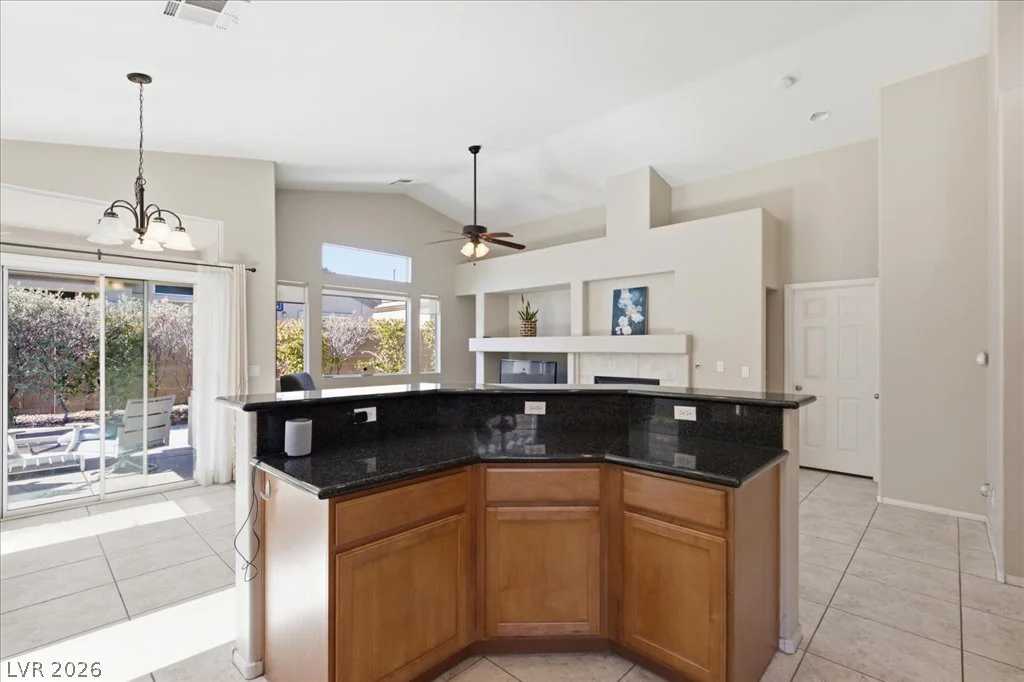 7395 Bedford Pine, Las Vegas, NV 89113