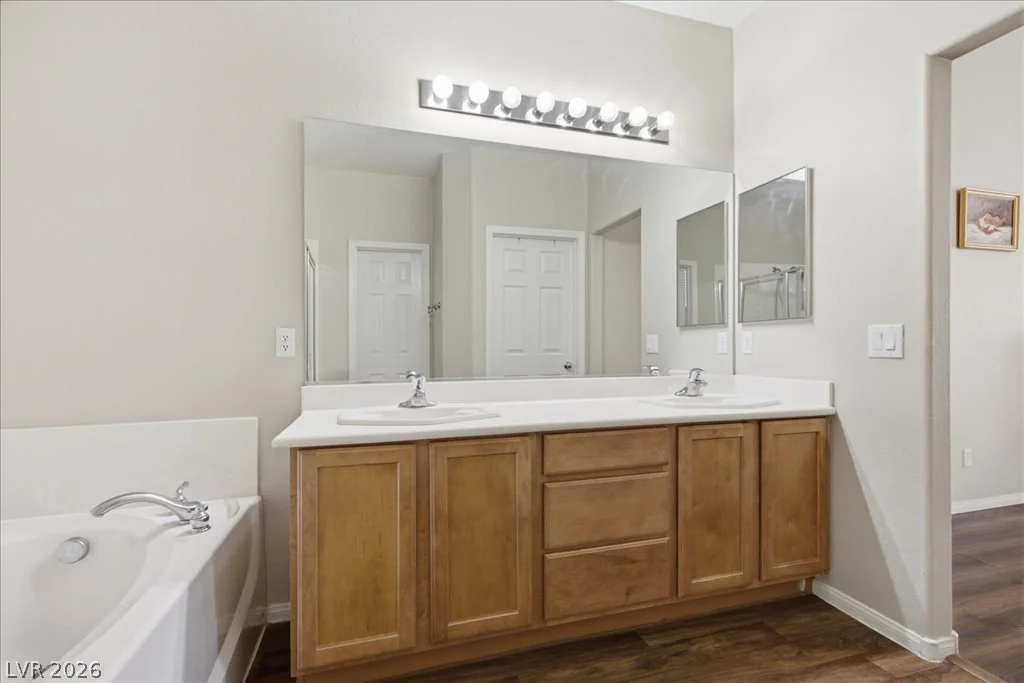 7395 Bedford Pine, Las Vegas, NV 89113