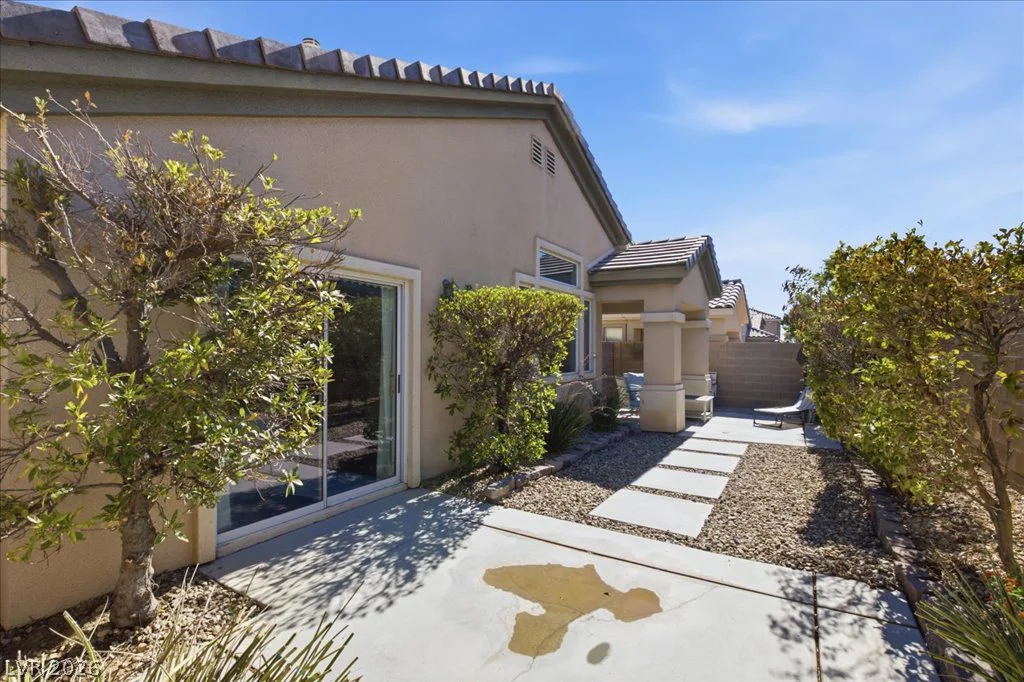 7395 Bedford Pine, Las Vegas, NV 89113