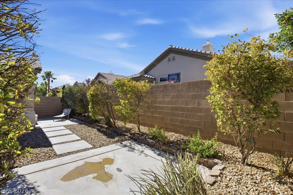 7395 Bedford Pine, Las Vegas, NV 89113
