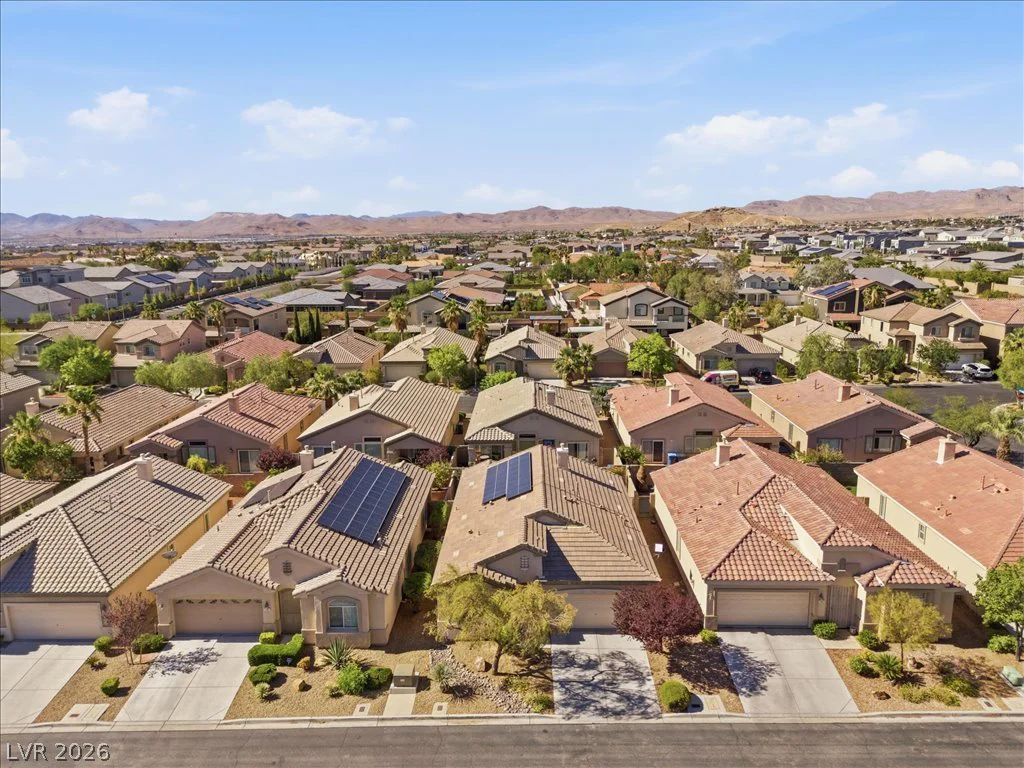 7395 Bedford Pine, Las Vegas, NV 89113