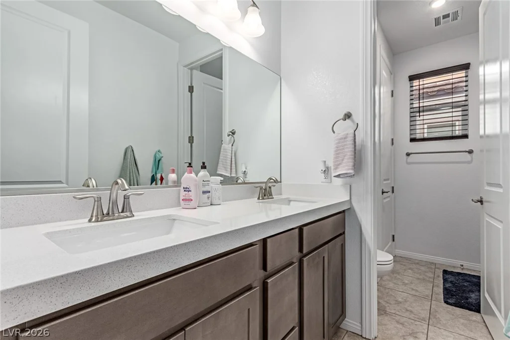 8739 Scalpay, Las Vegas, NV 89166