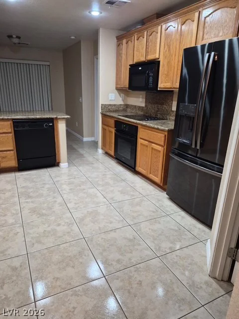 61 Hickory, Pahrump, NV 89048