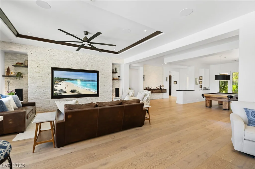 3084 Red Arrow, Las Vegas, NV 89135